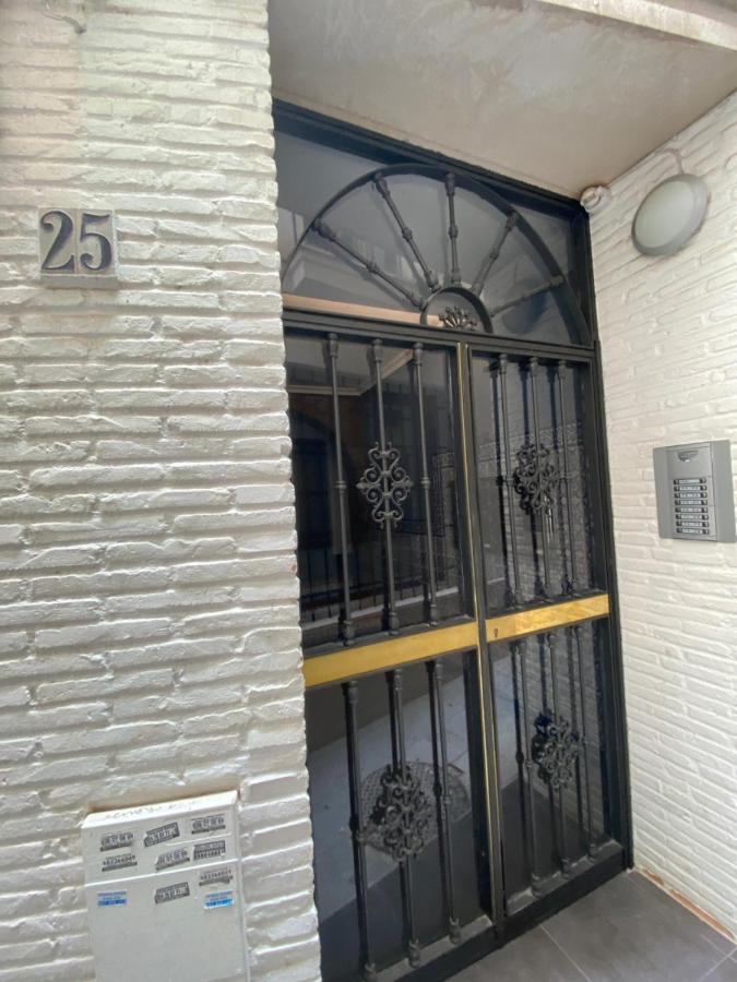 Acogedor Apartamento Placentines Sevilla Bagian luar foto