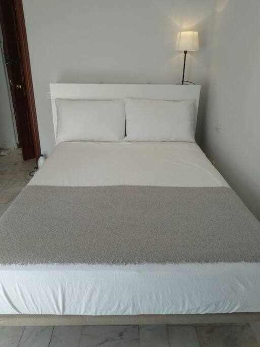 Acogedor Apartamento Placentines Apartment Sevilla Bagian luar foto